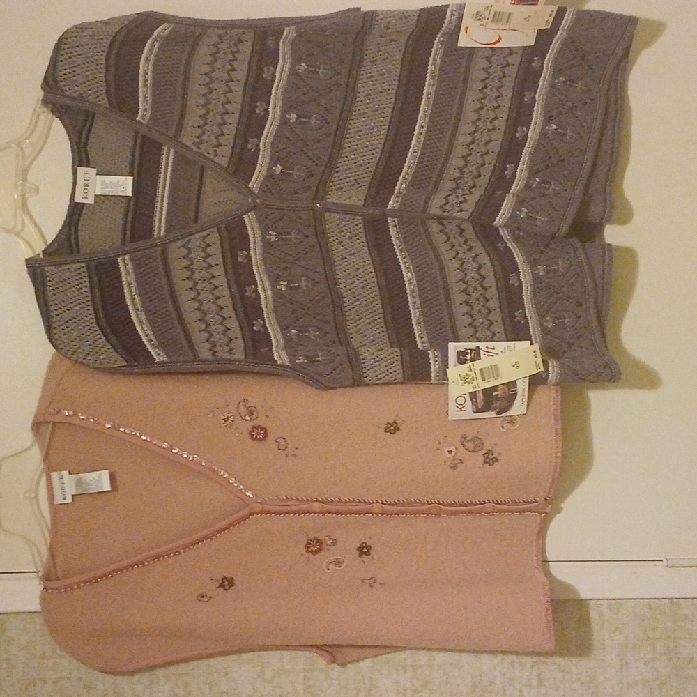 Two NWT Koret Pink And Grey Sweater Vests XL